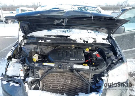 2012 Chrysler Town & Country Touring из США, поврежденный, VIN 2C4RC1BG5CR189138